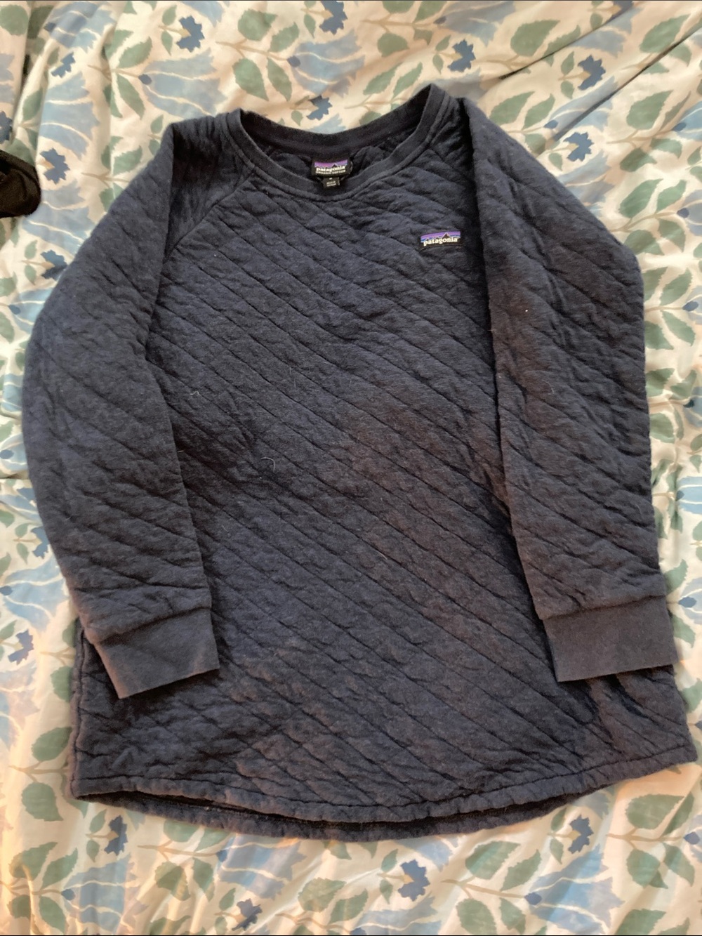 Patagonia womens Quilted Navy Crewneck Top